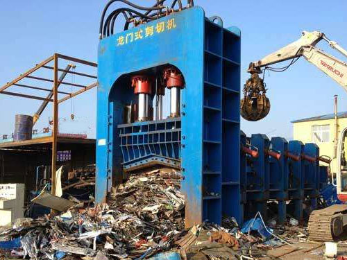 �����F��